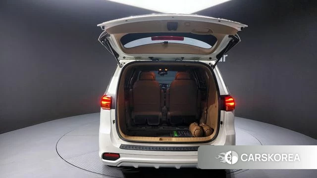 Kia The New Carnival id 4390570 из Кореи 11