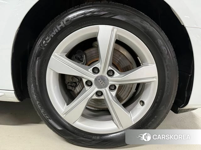 Audi A4 (B9) id 3941613 из Кореи 11