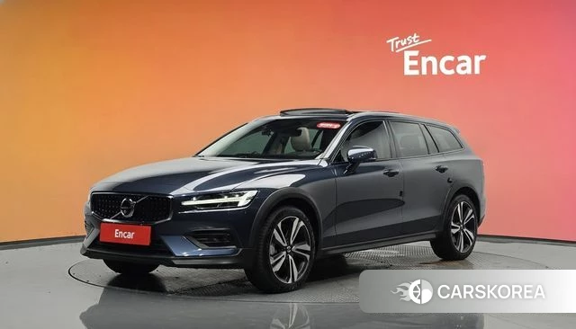 Volvo V60 Cross-Country 2nd Generation id 4525483 из Кореи 11