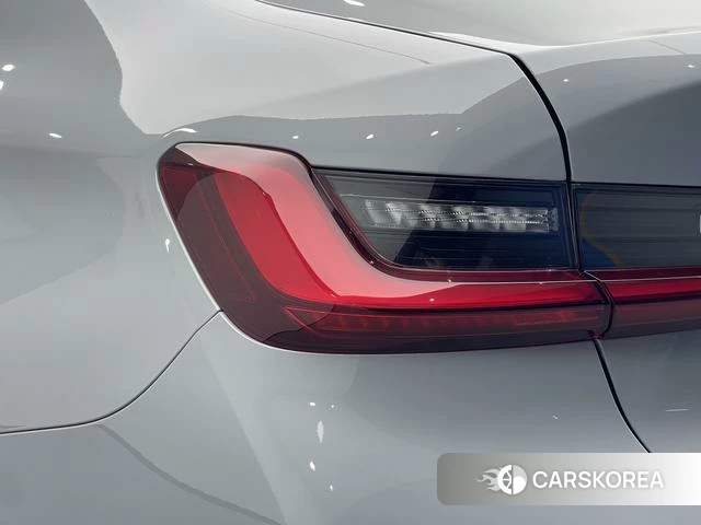 BMW 3 series id 4265627 из Китая 11