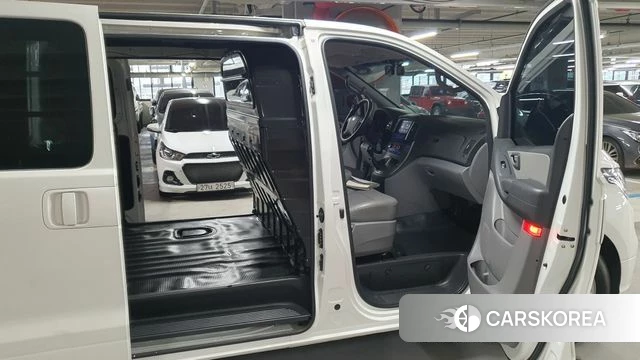 Hyundai The New Grand Starex id 3866389 из Кореи 11