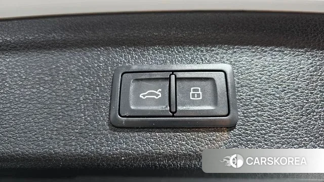 Audi Q3 (F3) id 3736137 из Кореи 11