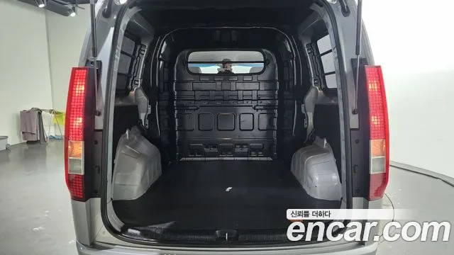 Hyundai Staria id 2310260 из Кореи 11