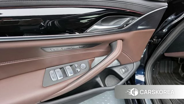 BMW 5 Series (G30) id 4292558 из Кореи 11