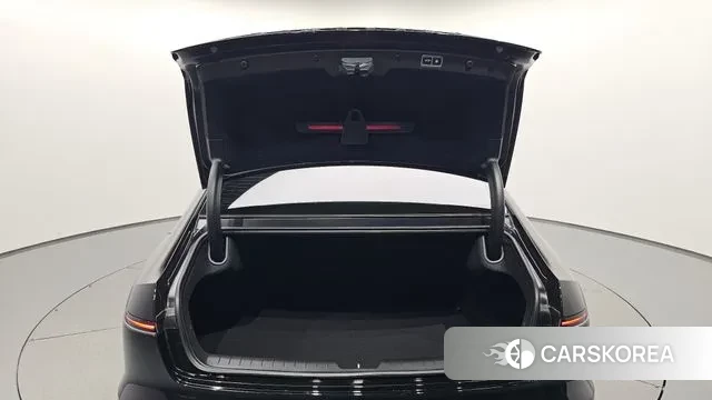 Hyundai Grandeur (GN7) id 3246729 из Кореи 11