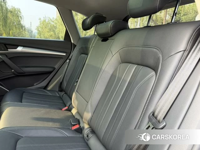 Audi Q5L id 4329182 из Китая 11