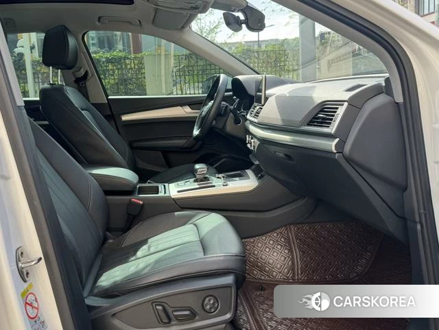 Audi Q5L id 4218184 из Китая 11
