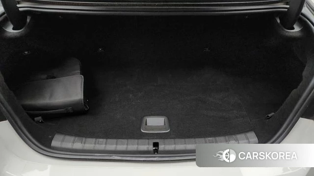 BMW 5 Series (G30) id 4618404 из Кореи 11