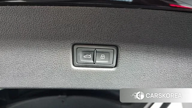 Audi SQ8 (4M) id 3448761 из Кореи 11