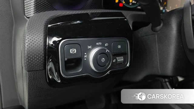 Mercedes-Benz A-Class W177 id 4692495 из Кореи 11