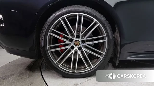Porsche Panamera (971) id 3619080 из Кореи 11