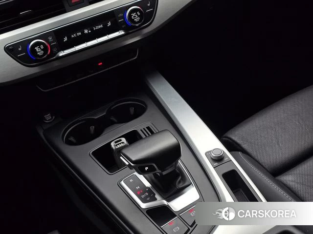 Audi A4L id 4260340 из Китая 11