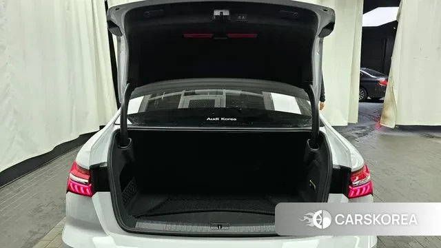 Audi A6 (C8) id 3238612 из Кореи 11