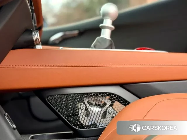 Lotus Emira id 3436945 из Кореи 11