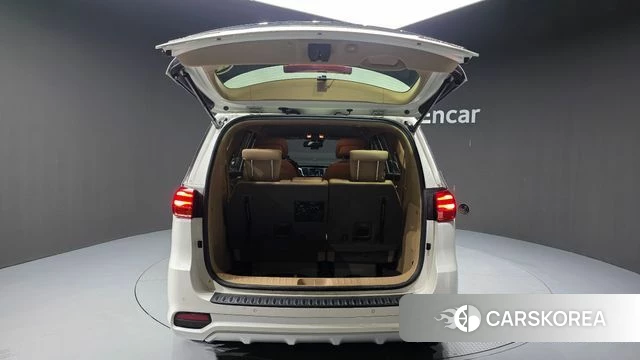 Kia The New Carnival id 4563130 из Кореи 11