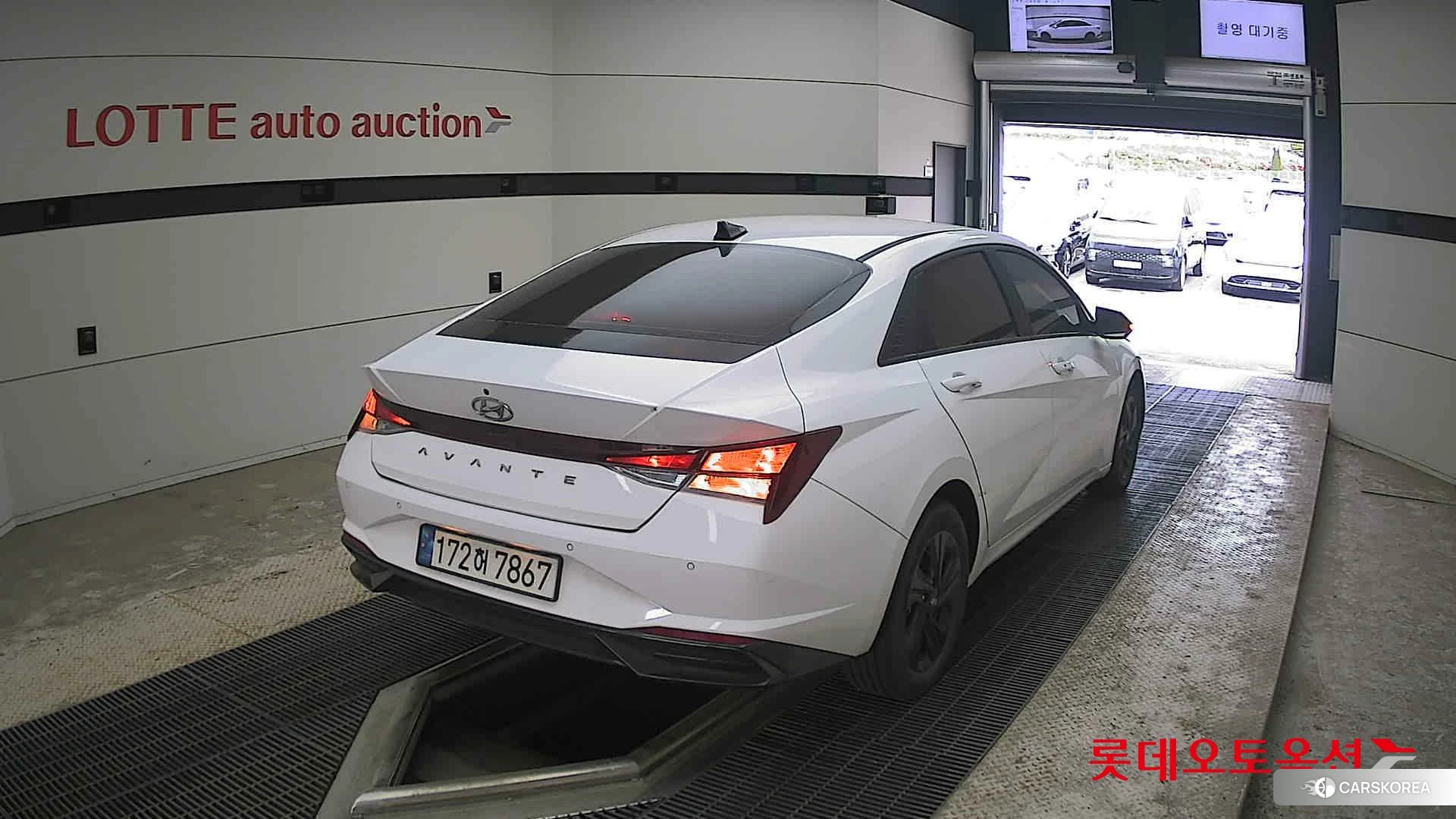 Hyundai Avante id 4289483 из Кореи 11