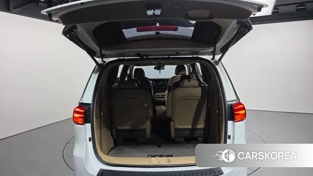 Kia The New Carnival id 3622017 из Кореи 11