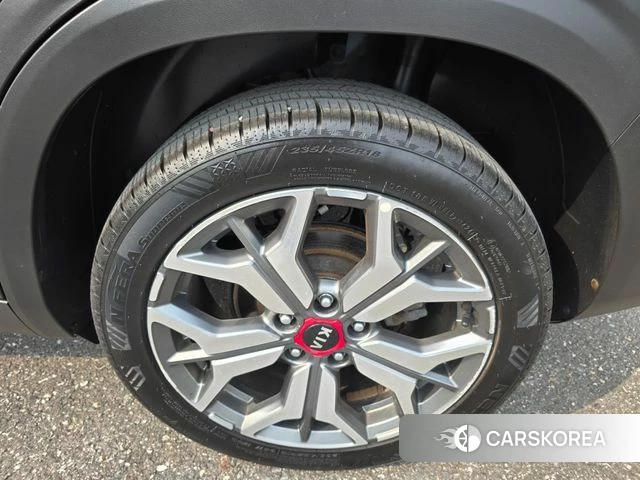Kia Seltos id 4705632 из Кореи 11