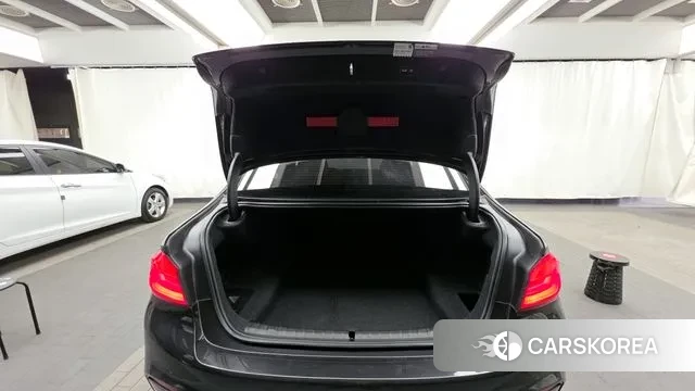 BMW 5 Series (G30) id 3698025 из Кореи 11