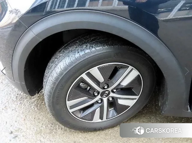 Kia The New Niro id 3697516 из Кореи 11