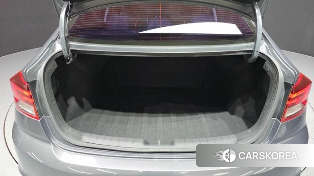 Hyundai The New Avante AD id 4502477 из Кореи 11