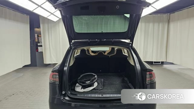 Tesla Model X id 4490792 из Кореи 11
