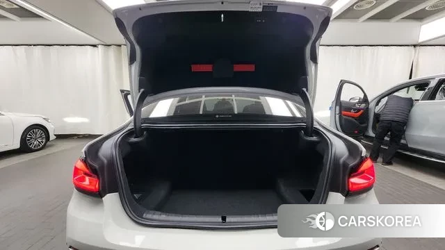 BMW 5 Series (G30) id 3454139 из Кореи 11