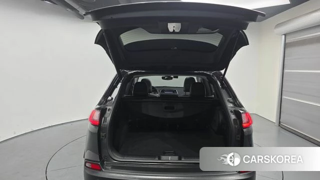 Jeep Cherokee (KL) id 3941479 из Кореи 11