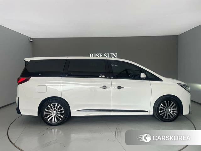 GAC Trumpchi Trumpchi M8 id 4241790 из Китая 11