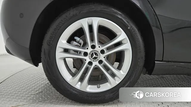 Mercedes-Benz A-Class W177 id 3011038 из Кореи 11