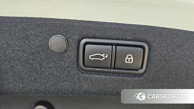 Hyundai The New Grandeur IG Hybrid id 4382801 из Кореи 11