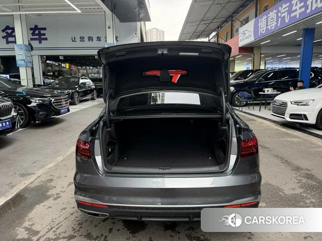 Audi A4L id 4258922 из Китая 11