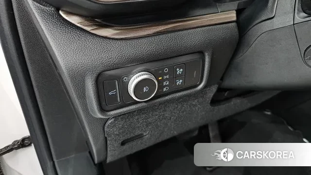 Ford Explorer 6th Generation id 3008780 из Кореи 11