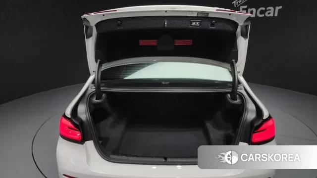 BMW 5 Series (G30) id 3508132 из Кореи 11