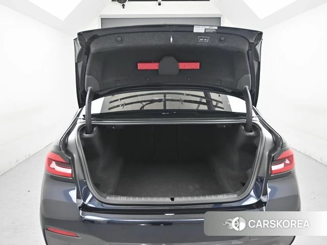 BMW 5 Series (G30) id 3858927 из Кореи 11