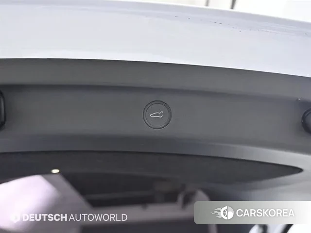 Tesla Model Y id 3021348 из Кореи 11