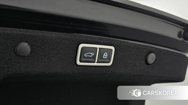 Hyundai Grandeur (GN7) id 3864952 из Кореи 11