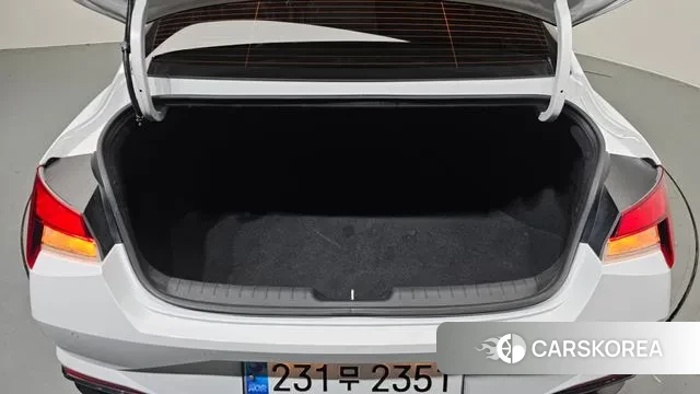 Hyundai Avante (CN7) id 3219951 из Кореи 11