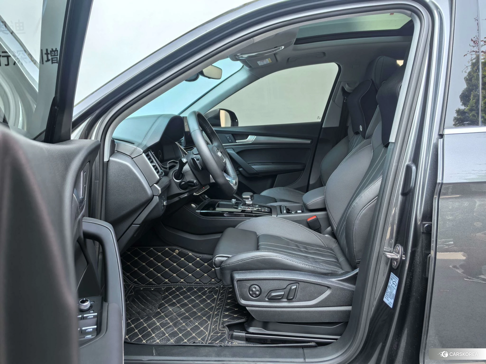 Audi Q5L id 4407248 из Китая 11