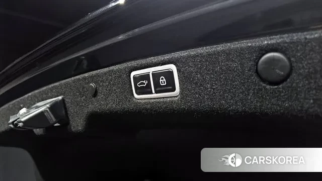 Hyundai Grandeur Hybrid (GN7) id 3689726 из Кореи 11