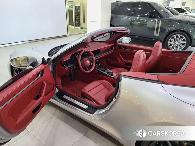 Porsche 911(992) id 3590498 из Кореи 11