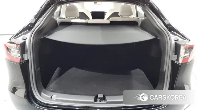 Tesla Model Y id 3701257 из Кореи 11