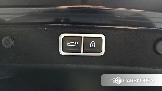 Hyundai Grandeur Hybrid (GN7) id 3596742 из Кореи 11