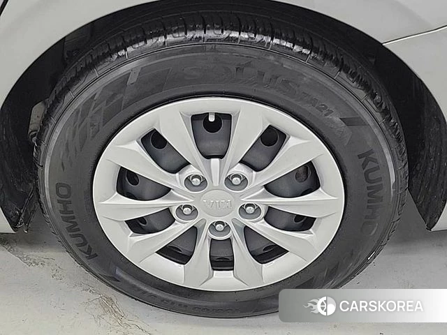 Kia Come New K3 id 4567758 из Кореи 11