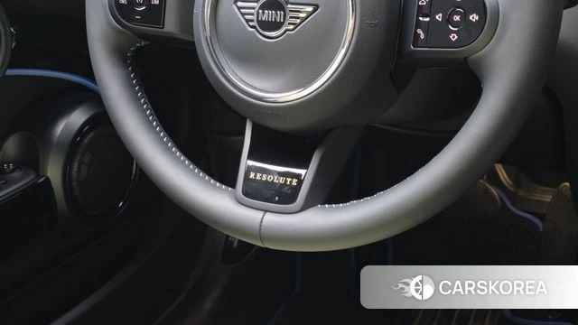 Mini Cooper S Convertible id 4767839 из Кореи 11
