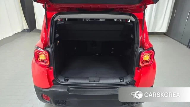 Jeep Renegade id 3294537 из Кореи 11