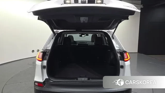 Jeep Cherokee (KL) id 3567652 из Кореи 11