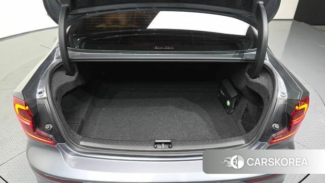 Volvo S60 3rd generation id 3910915 из Кореи 11