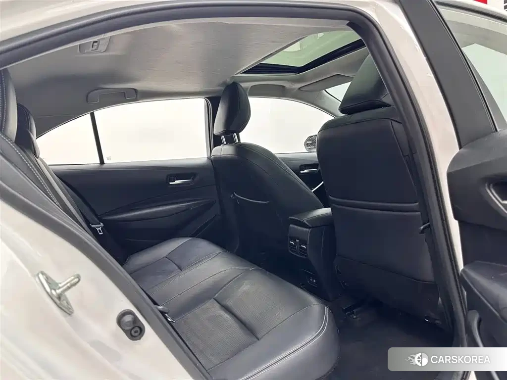 Toyota Corolla id 4545780 из Китая 11