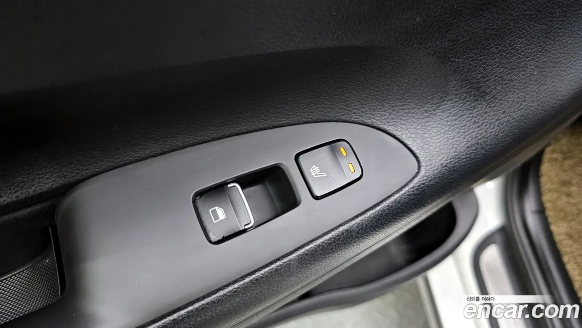 Hyundai Grandeur IG id 2117201 из Кореи 11